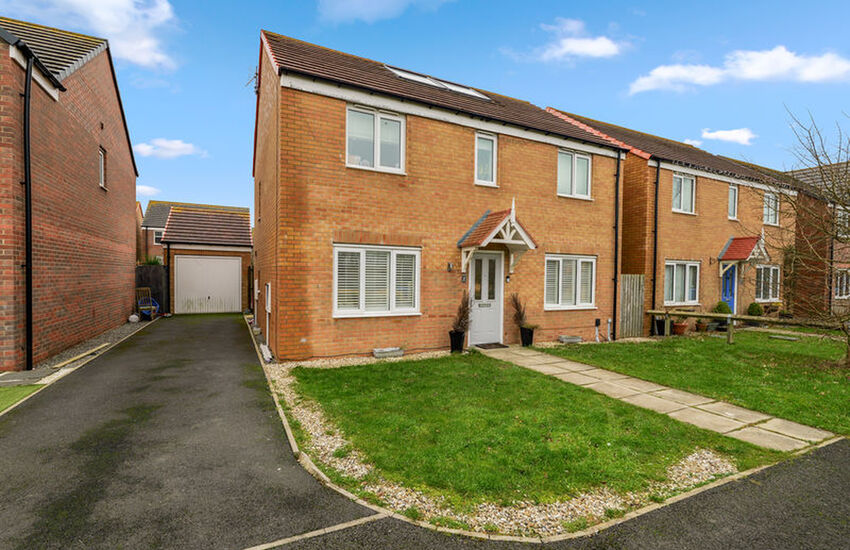 Alnwick Way, Amble, Morpeth, NE65
